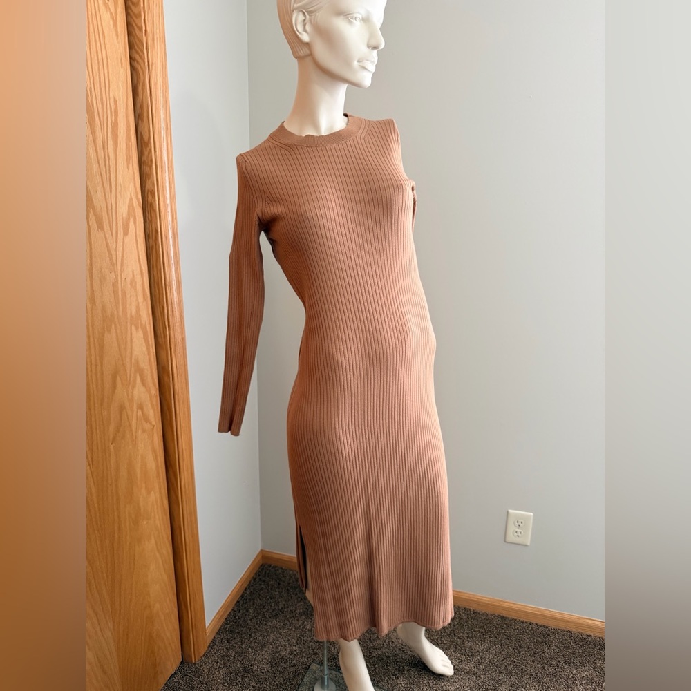 NWOT Banana Republic Tan Long Sleeve Ribbed Dress